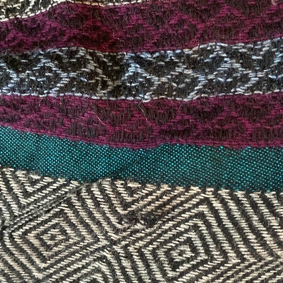 Silpada scarf or wrap - - Picture 5 of 5